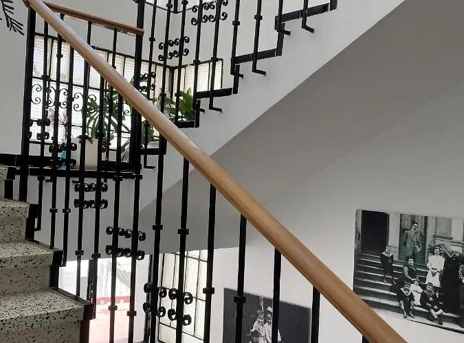 Paco Πανσιόν Μαρμπέλλα